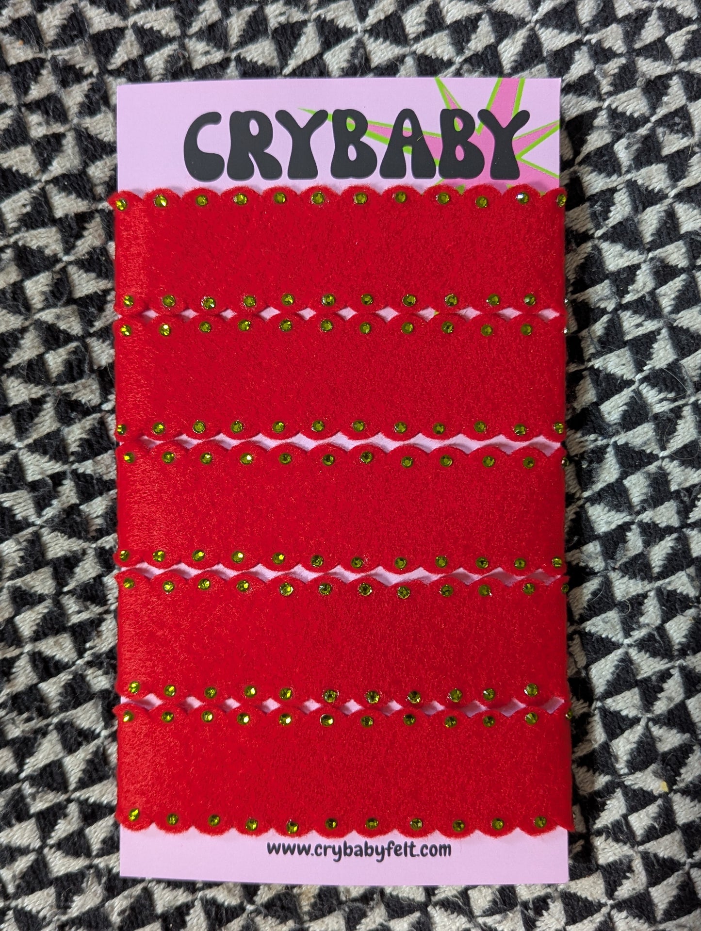 ♥️ Red links with lime green gems 💚